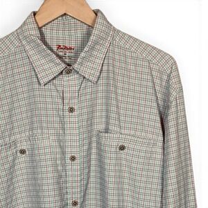 Rail Riders Button Up Men Large Long Sleeve 2 Pocket Red Gray Plaid Performance